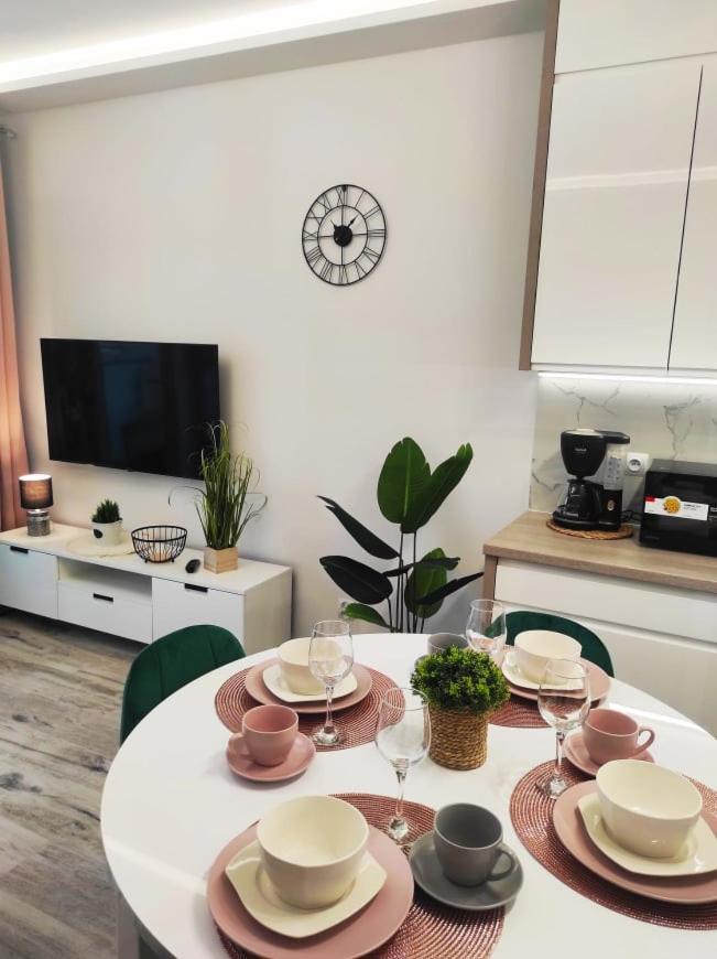 Sun River Apartament Iława Eksteriør billede